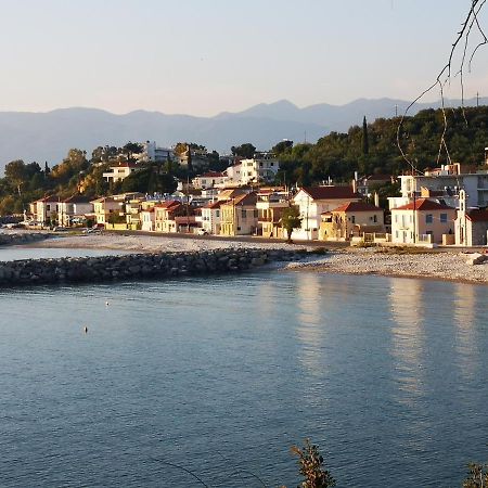 Panos & Antzy Apartments Каламата Экстерьер фото